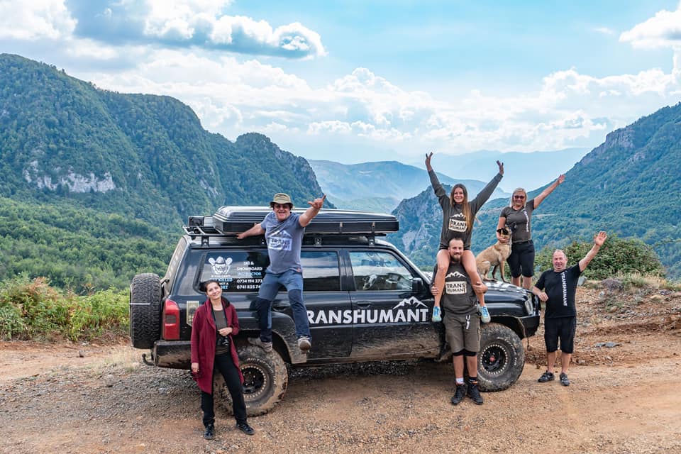 Despre Autentic Gear: Nu am vrut să vindem echipamente. Am vrut să rezolvăm probleme reale.